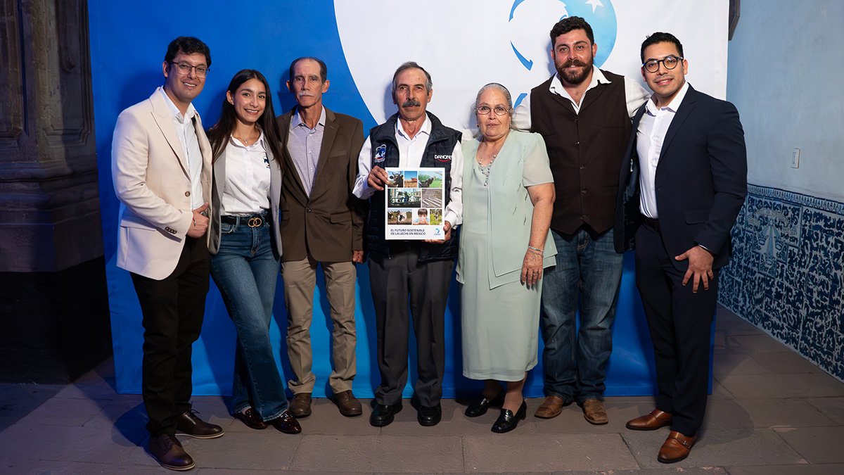 libro El futuro sostenible de la leche en México,