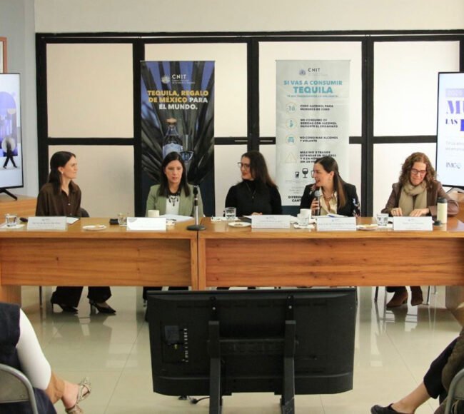 MUJERES INDUSTRIA TEQUILERA