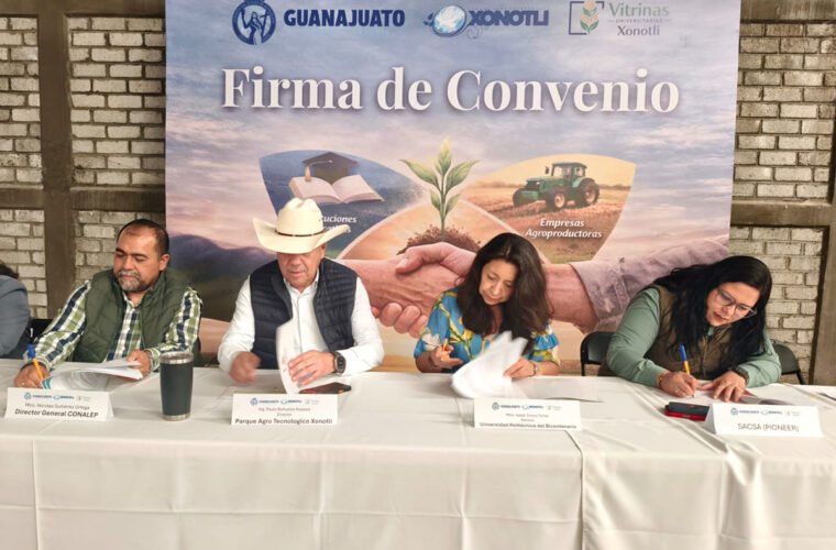Practicas Xonotli firma convenios con universidades y agroempresas