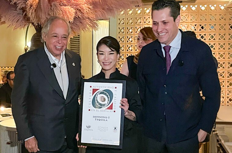 distintivos T foodex japón