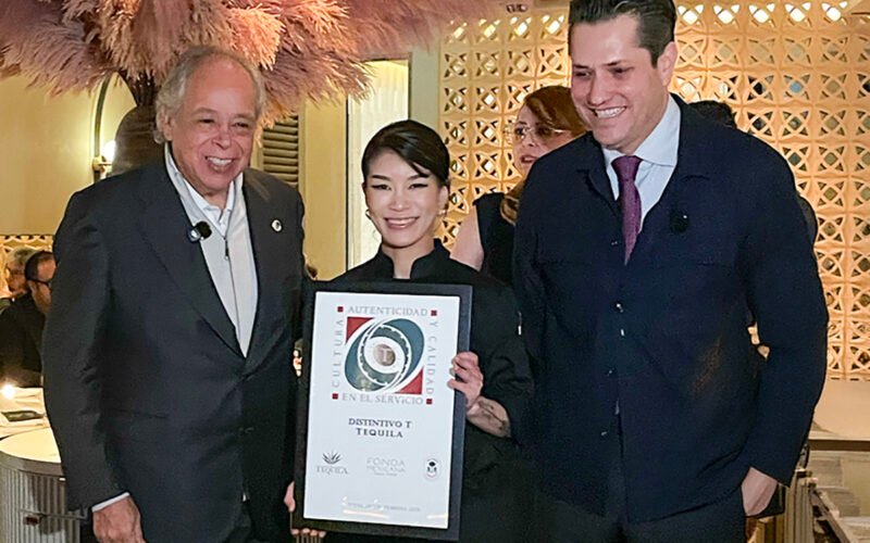 distintivos T foodex japón