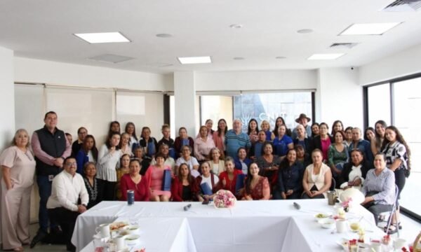 mujeres agaveras
