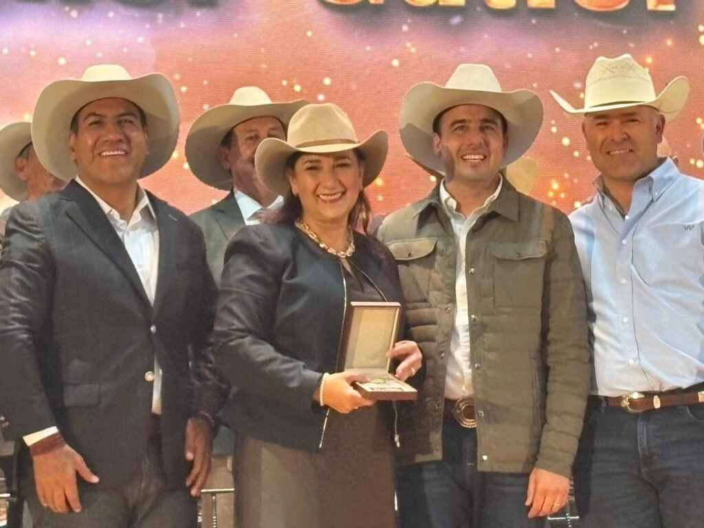 jaliscienses reconocidos, expo ganadera